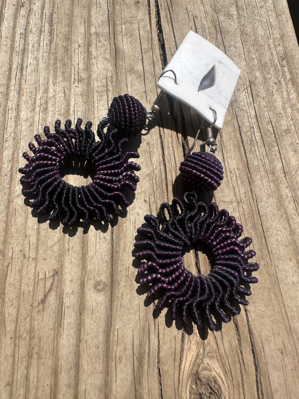 Handmade Artisanal Huichol Purple & Black Earrings, NWT